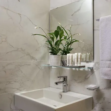 Hotel Maison Spagna *